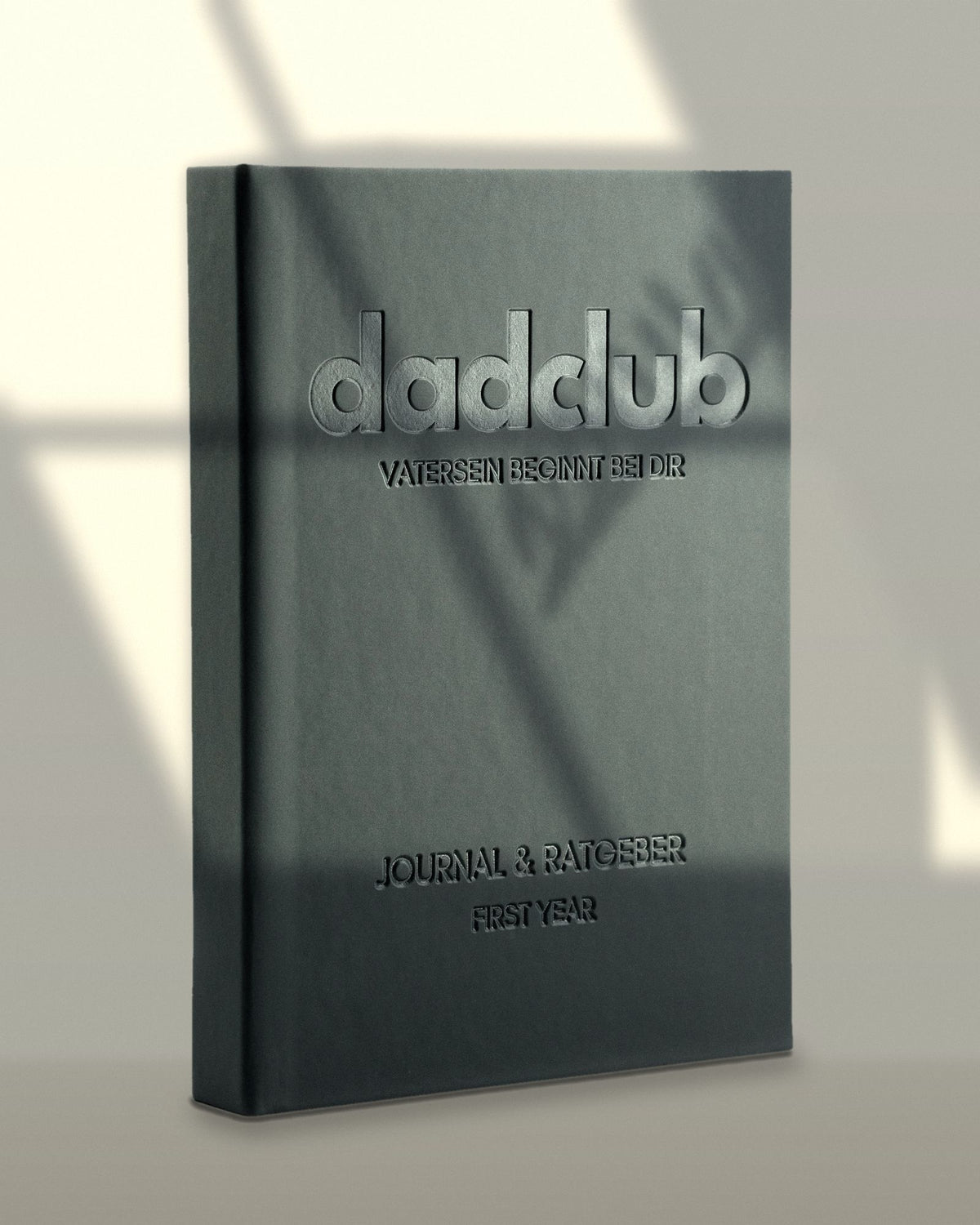 DadClub FIRST YEAR Journal – Hardcover, Begleiter durch das erste Jahr als Vater